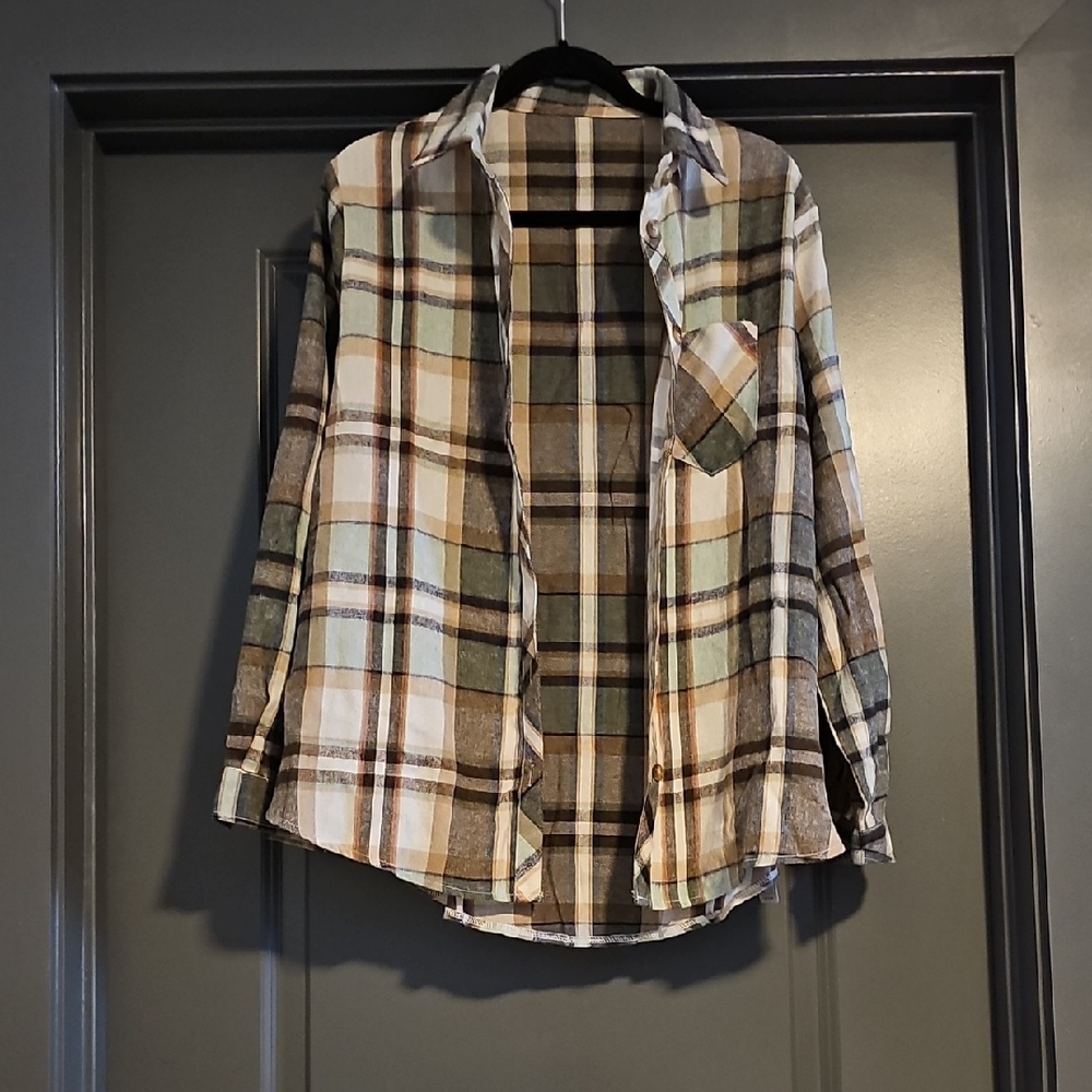 Tan and Brown Boxy Button Down Shirt with Notched Collar